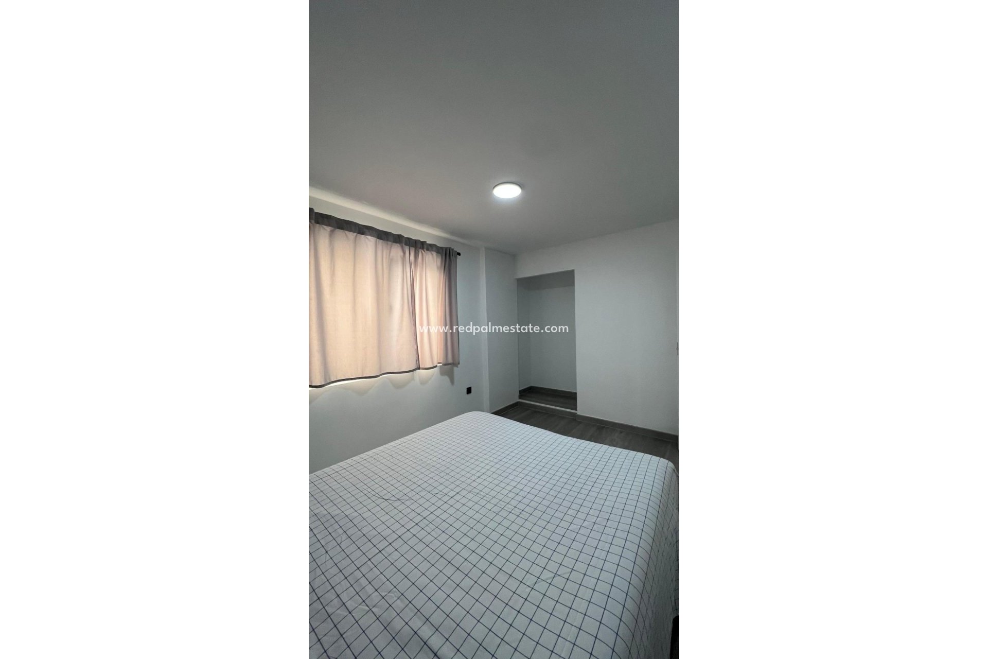 Resale - Apartments -
Torrevieja - Centro Torrevieja