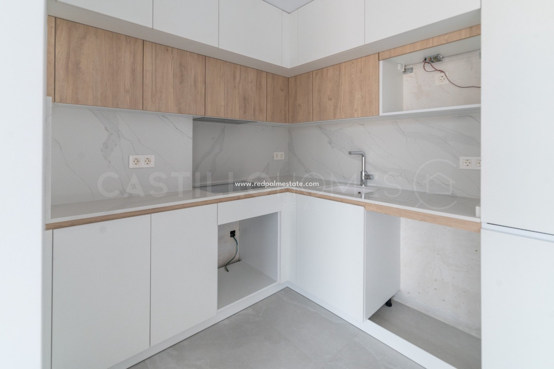 Resale - Apartments -
Torrevieja - Centro Torrevieja