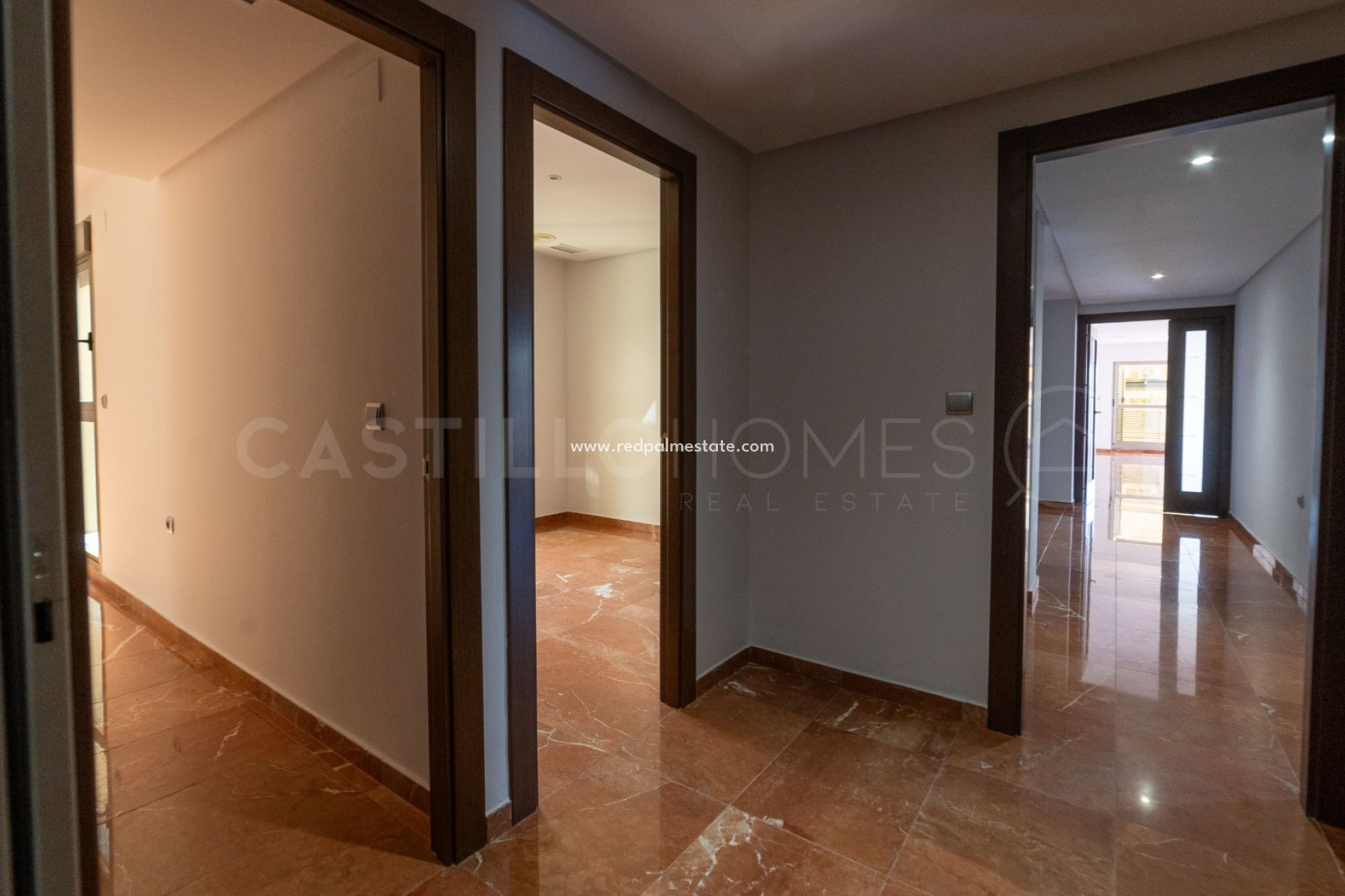 Resale - Apartments -
Torrevieja - Centro Torrevieja
