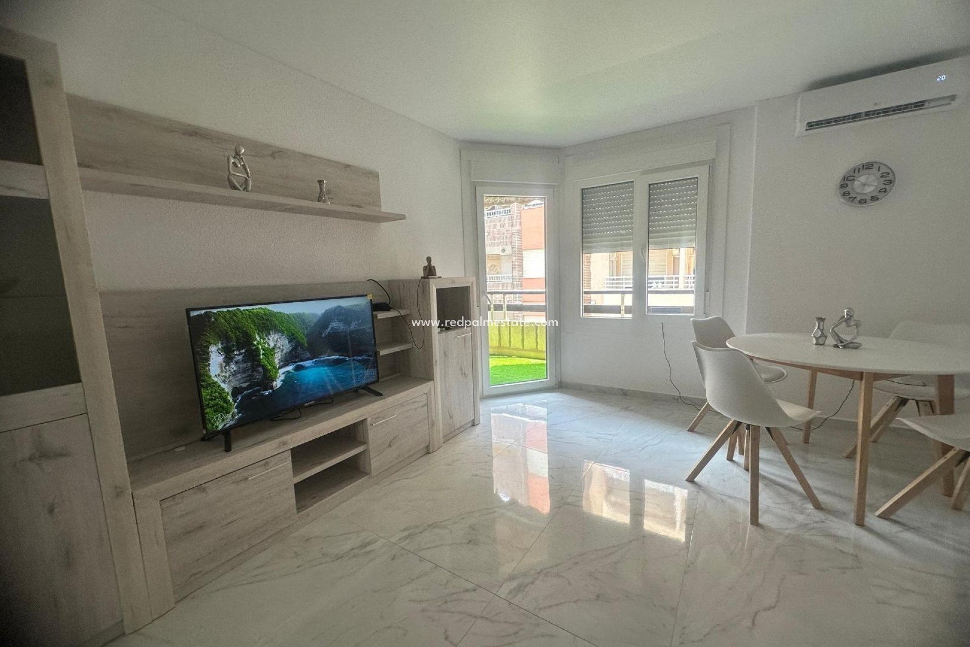 Resale - Apartments -
Torrevieja - Centro Torrevieja