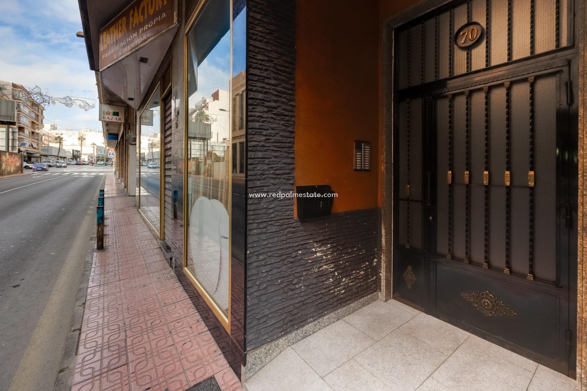 Resale - Apartments -
Torrevieja - Centro Torrevieja