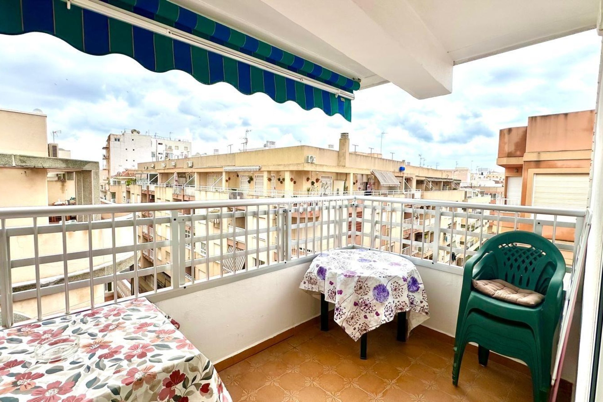 Resale - Apartments -
Torrevieja - Centro Torrevieja