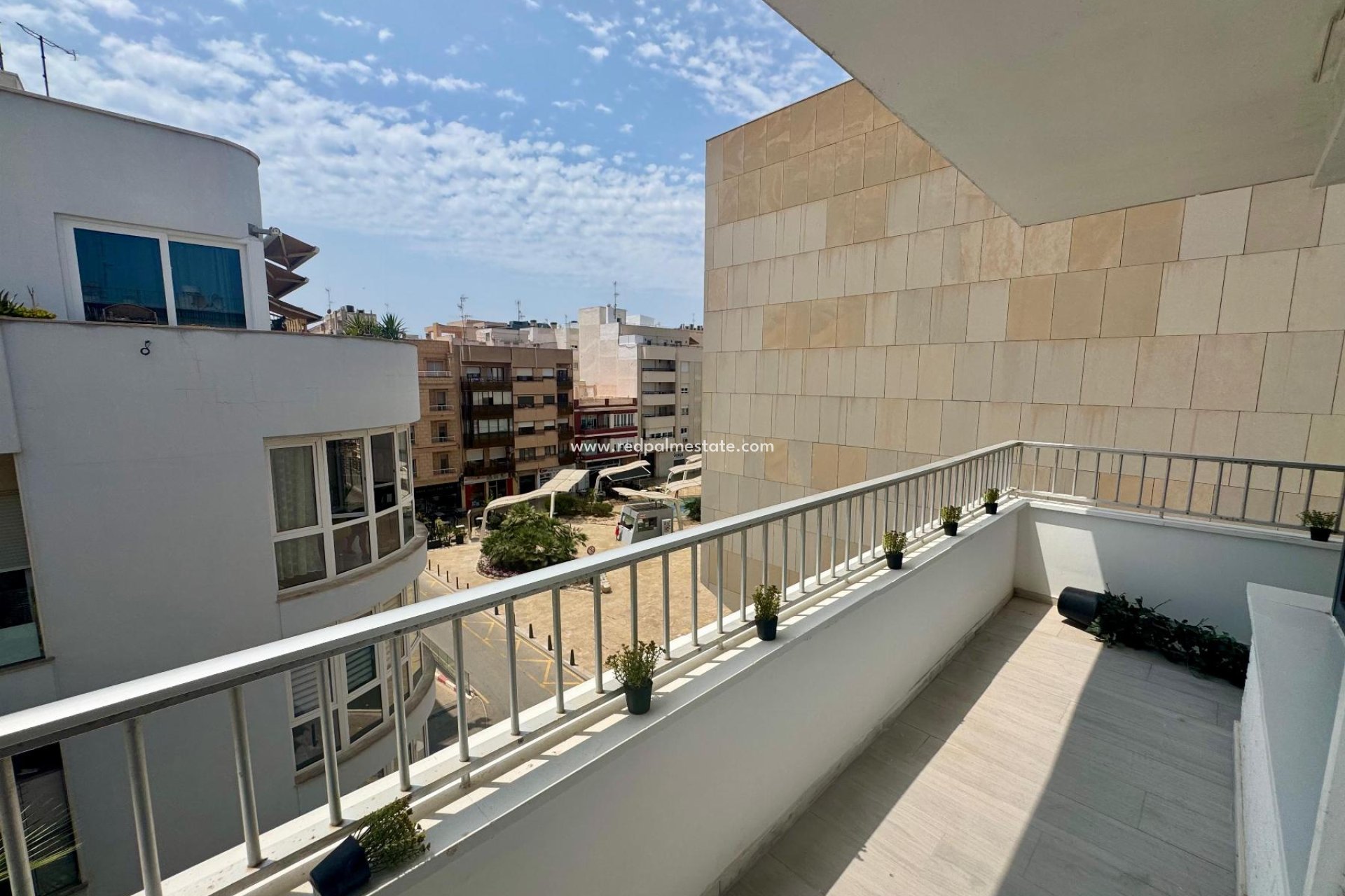 Resale - Apartments -
Torrevieja - Centro Torrevieja