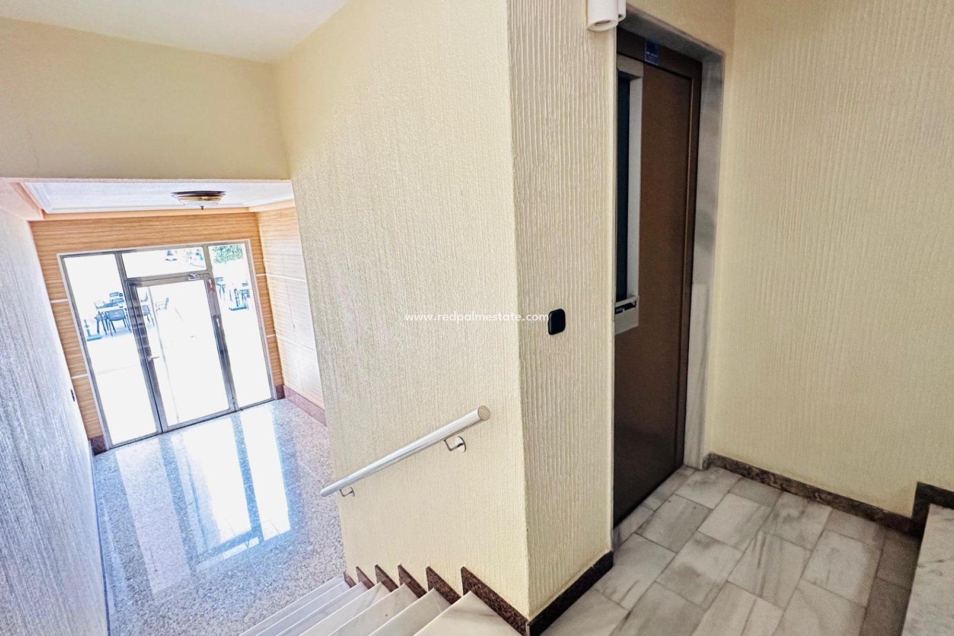 Resale - Apartments -
Torrevieja - Centro Torrevieja