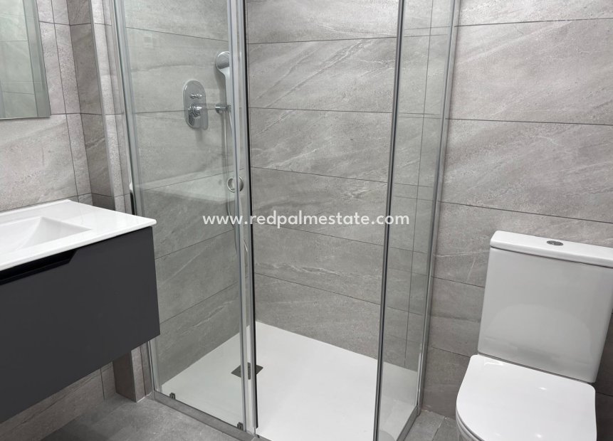 Resale - Apartments -
Torrevieja - Centro Torrevieja