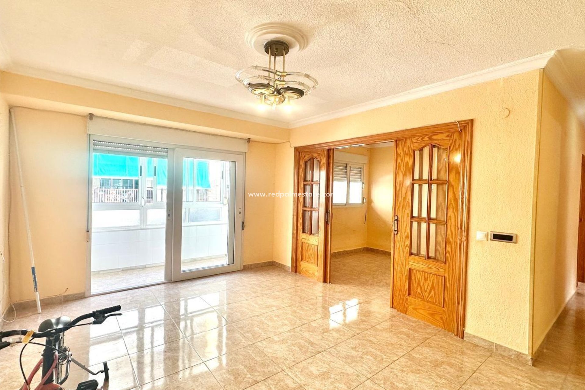 Resale - Apartments -
Torrevieja - Centro Torrevieja