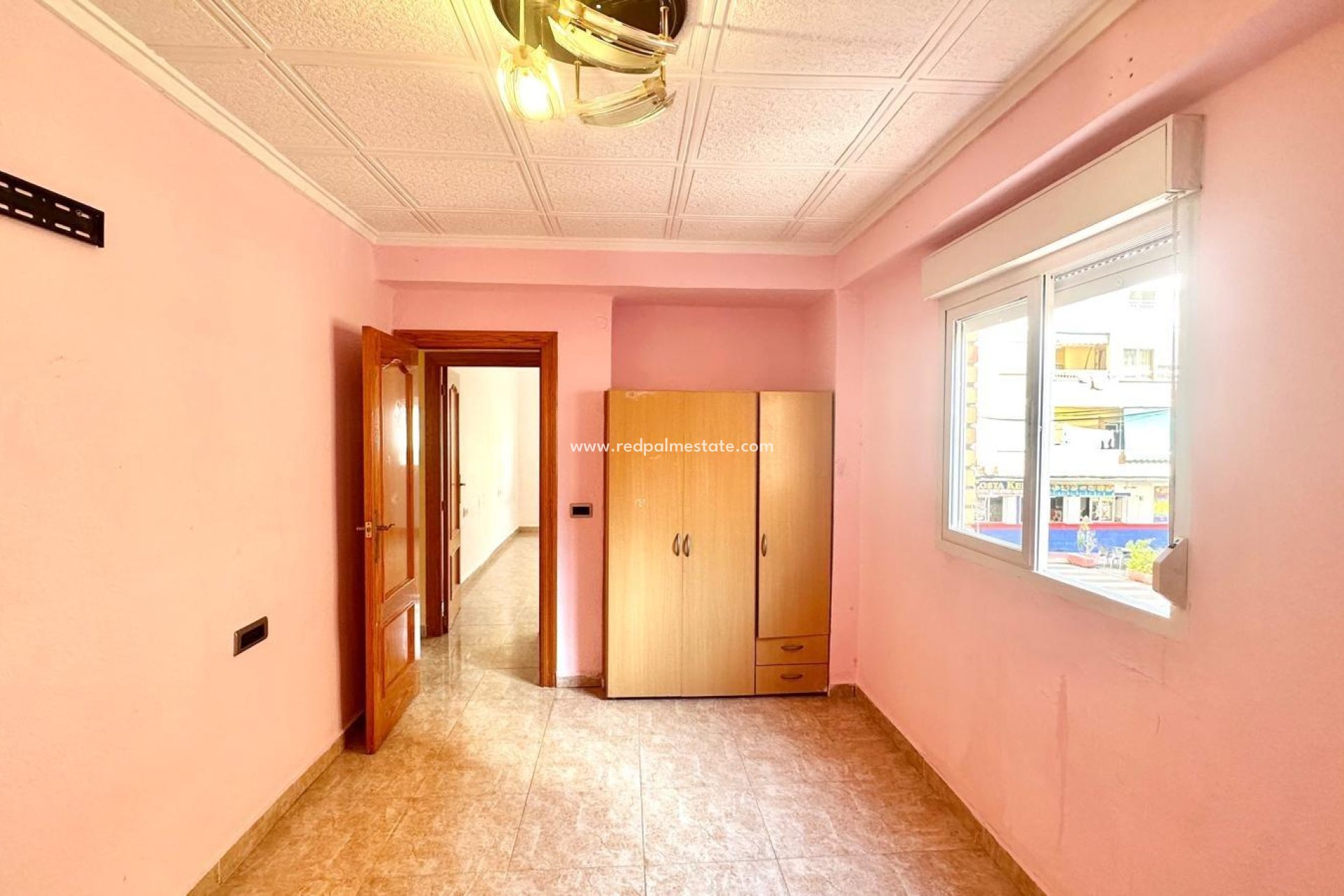 Resale - Apartments -
Torrevieja - Centro Torrevieja