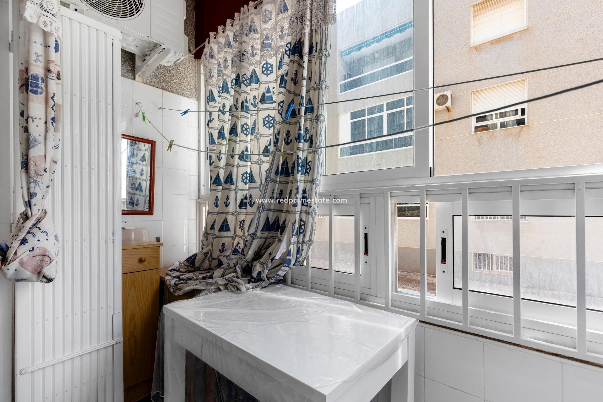 Resale - Apartments -
Torrevieja - Centro Torrevieja