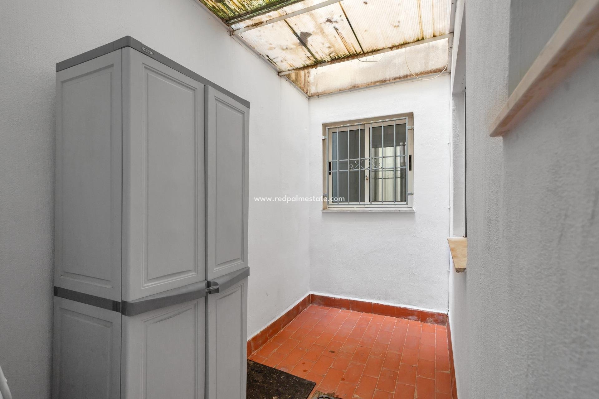 Resale - Apartments -
Torrevieja - Centro Torrevieja