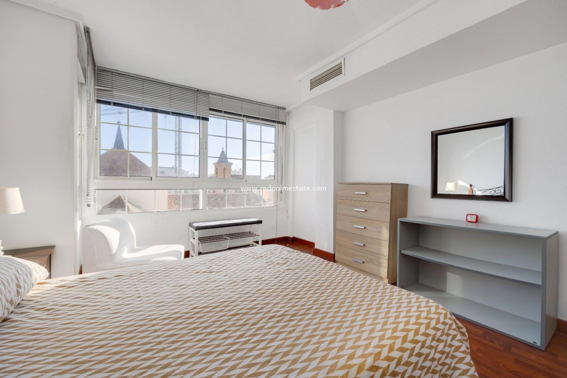 Resale - Apartments -
Torrevieja - Centro Torrevieja