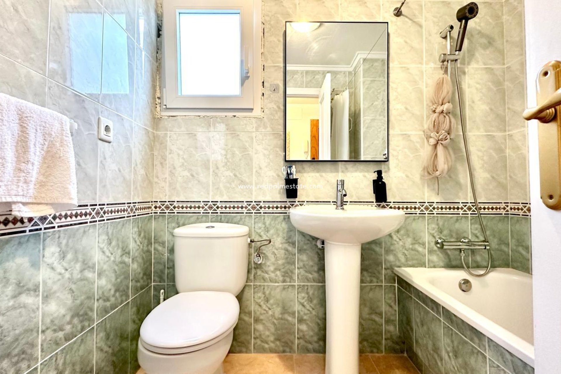 Resale - Apartments -
Torrevieja - Centro Torrevieja