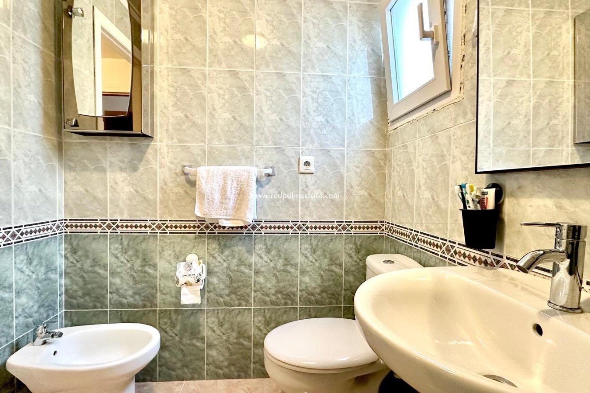 Resale - Apartments -
Torrevieja - Centro Torrevieja