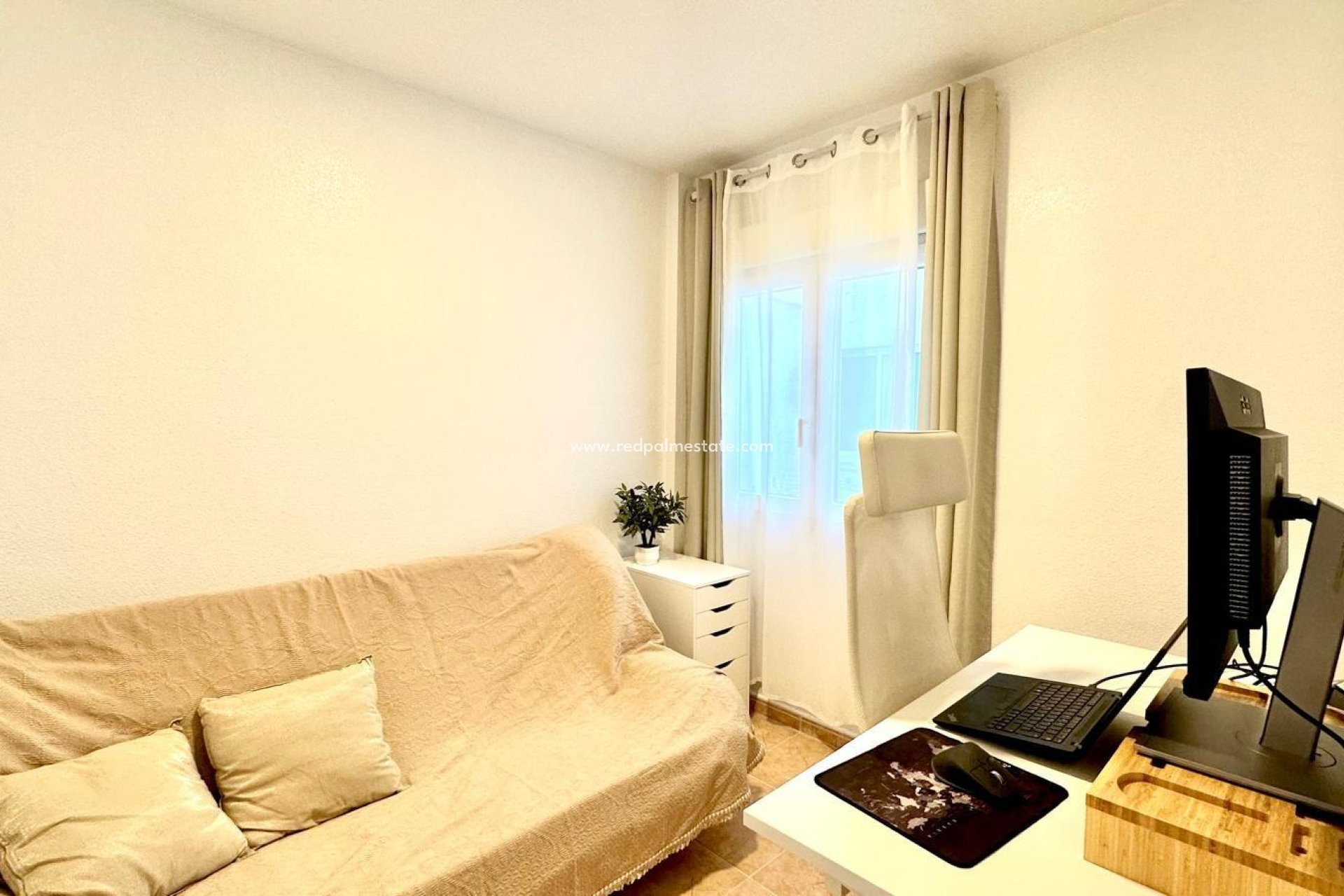 Resale - Apartments -
Torrevieja - Centro Torrevieja