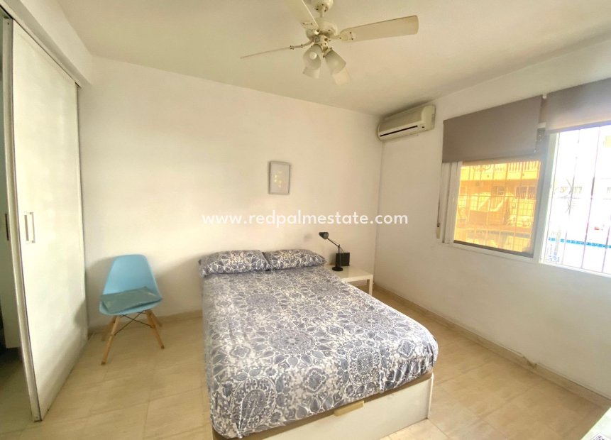 Resale - Apartments -
Torrevieja - Centro Torrevieja