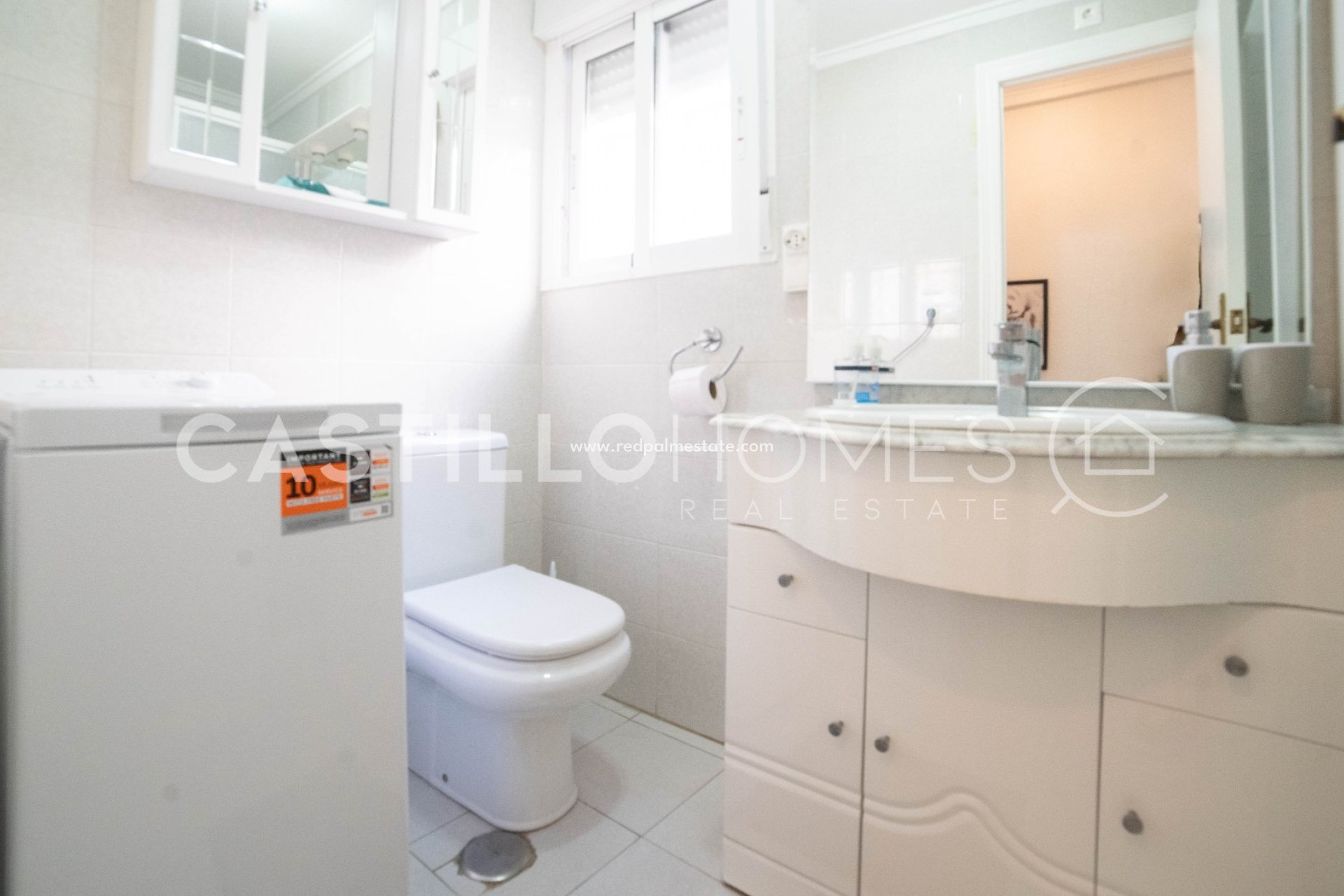 Resale - Apartments -
Torrevieja - Centro Torrevieja