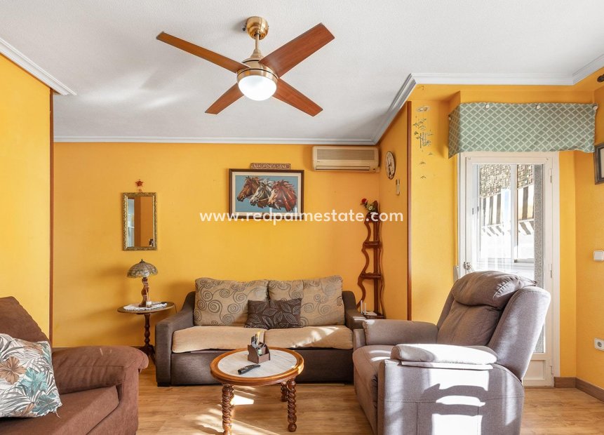 Resale - Apartments -
Torrevieja - Centro Torrevieja