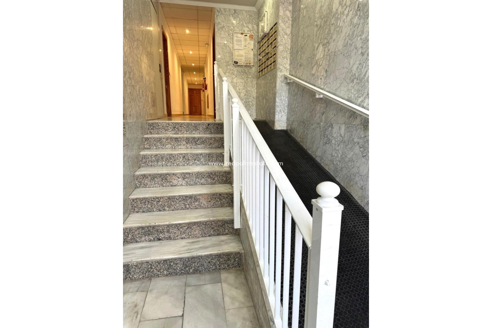 Resale - Apartments -
Torrevieja - Centro Torrevieja