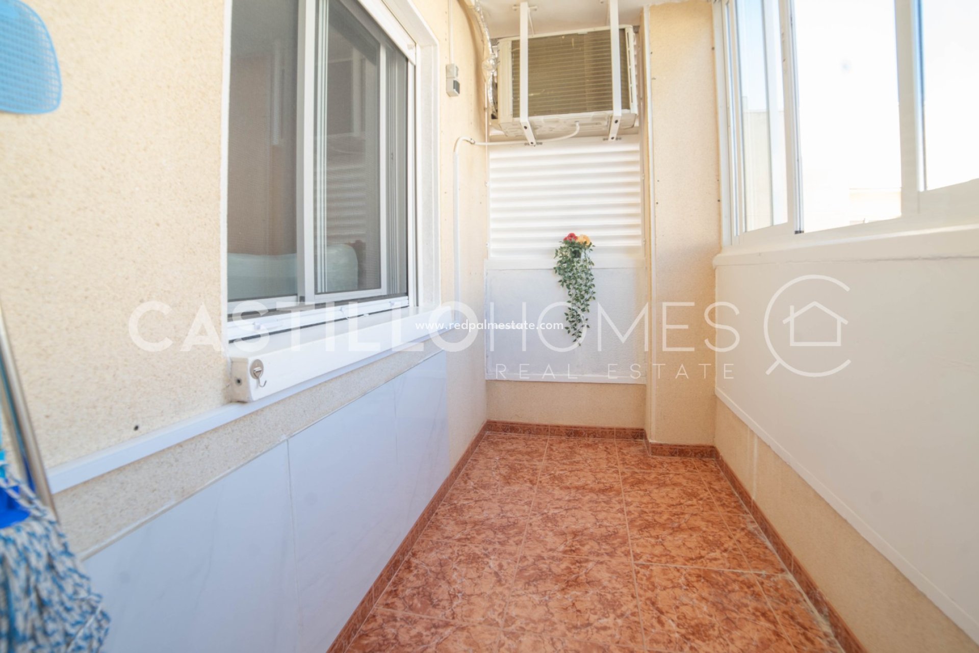 Resale - Apartments -
Torrevieja - Centro Torrevieja