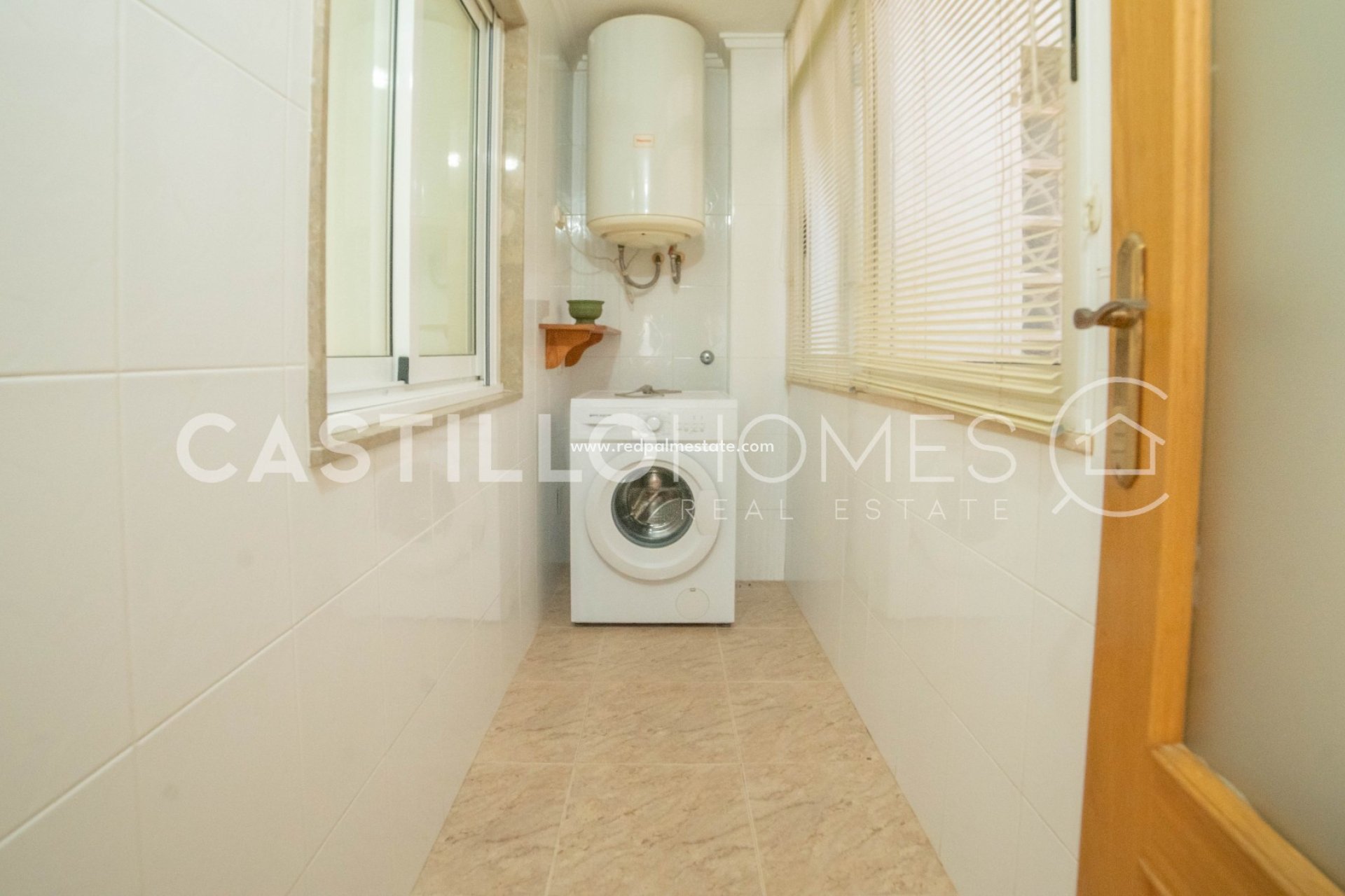 Resale - Apartments -
Torrevieja - Centro Torrevieja