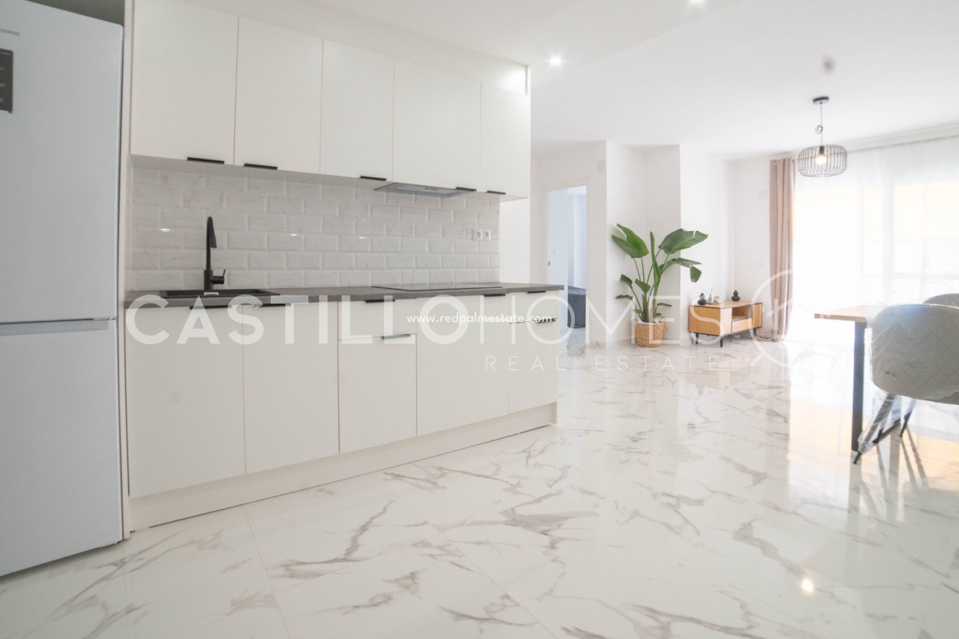 Resale - Apartments -
Torrevieja - Centro Torrevieja