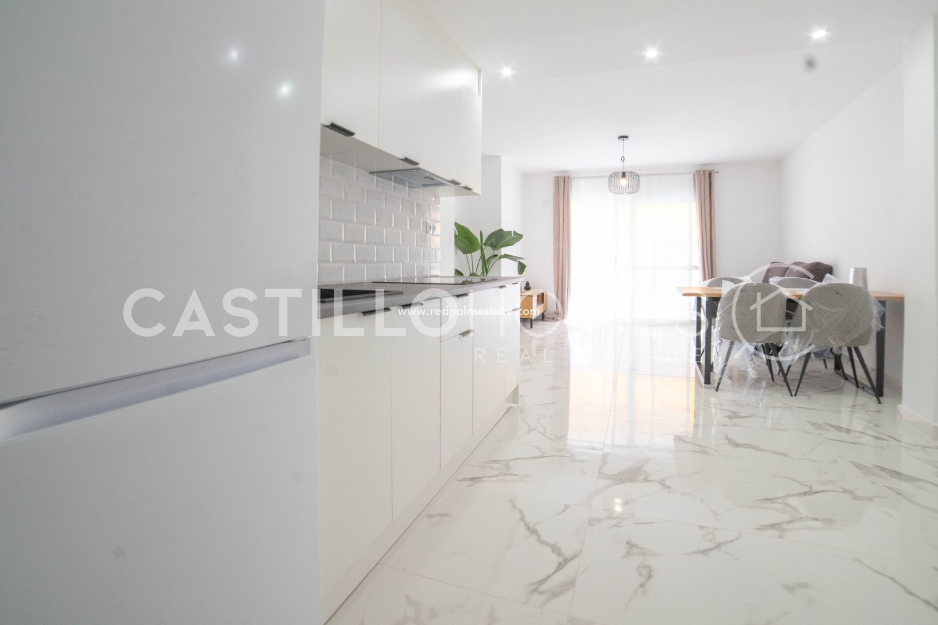 Resale - Apartments -
Torrevieja - Centro Torrevieja