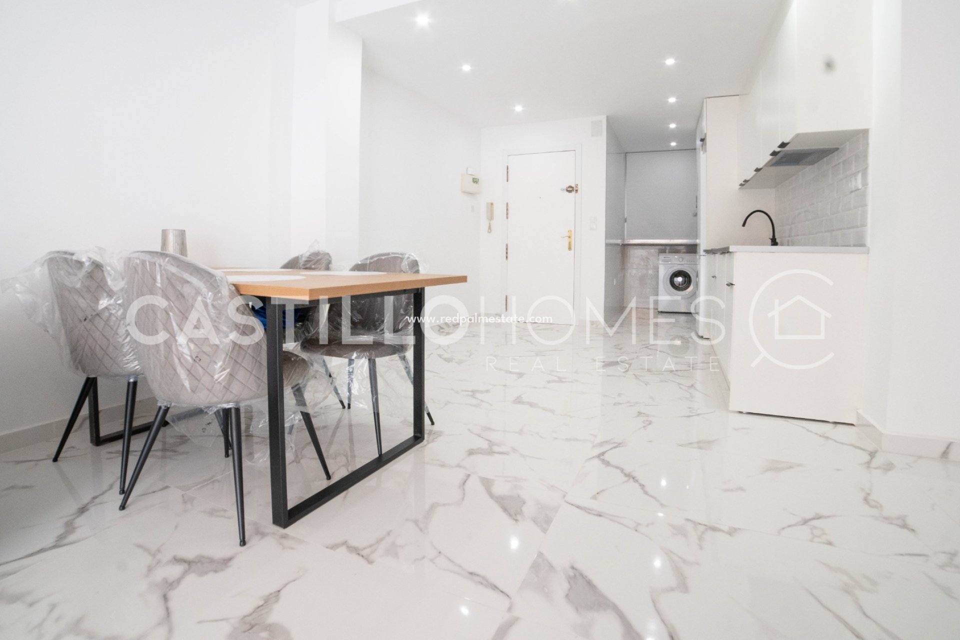 Resale - Apartments -
Torrevieja - Centro Torrevieja