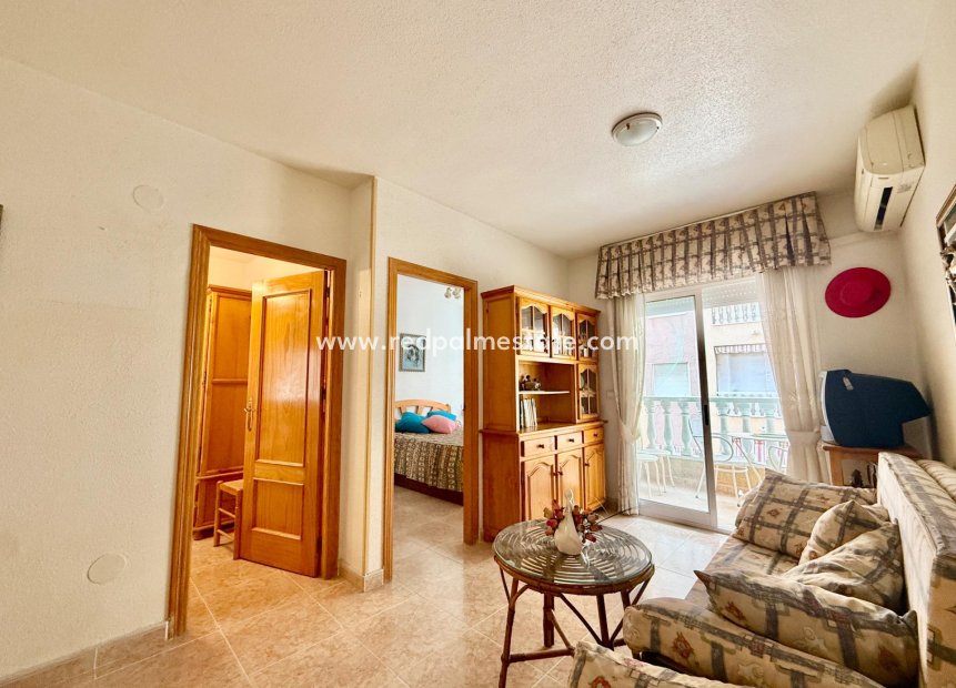 Resale - Apartments -
Torrevieja - Centro Torrevieja