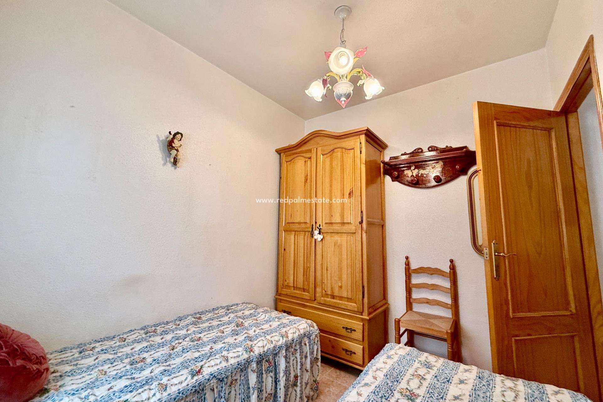 Resale - Apartments -
Torrevieja - Centro Torrevieja