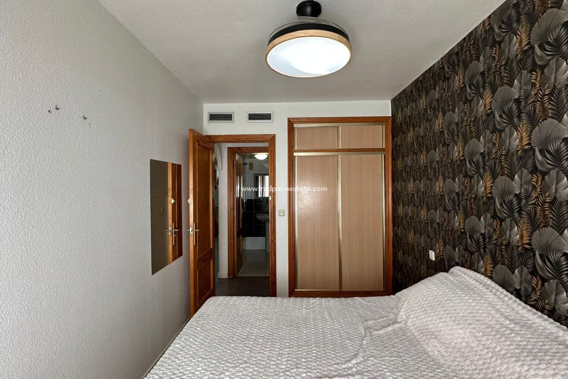 Resale - Apartments -
Torrevieja - Centro Torrevieja