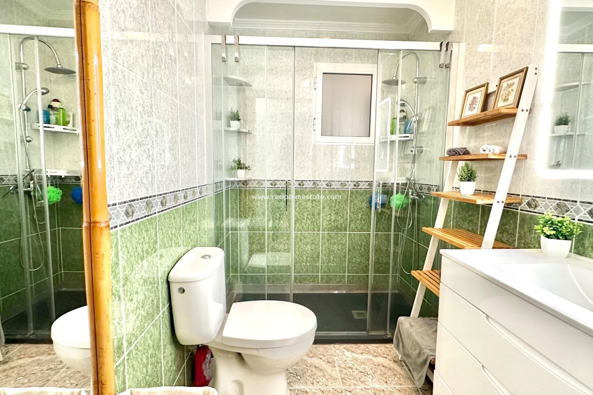 Resale - Apartments -
Torrevieja - Centro Torrevieja