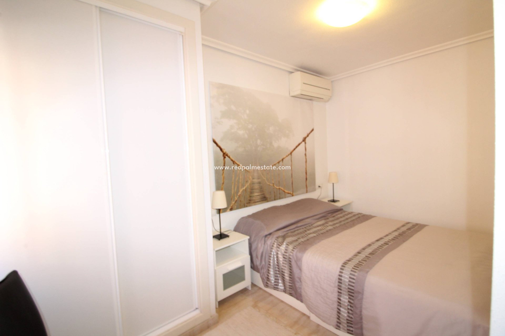 Resale - Apartments -
Torrevieja - Centro Torrevieja
