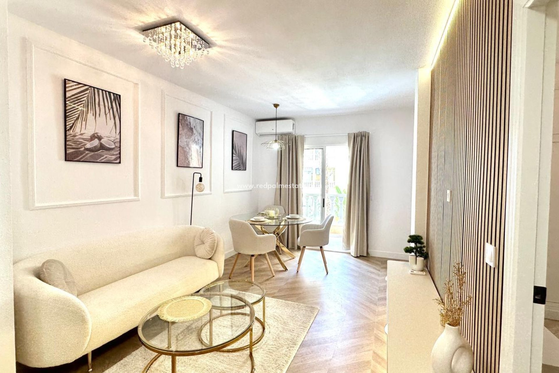 Resale - Apartments -
Torrevieja - Centro Torrevieja