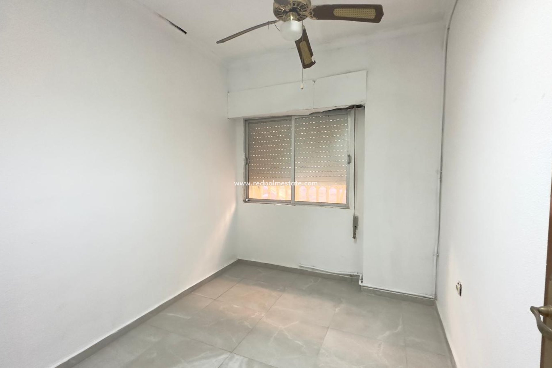 Resale - Apartments -
Torrevieja - Centro Torrevieja