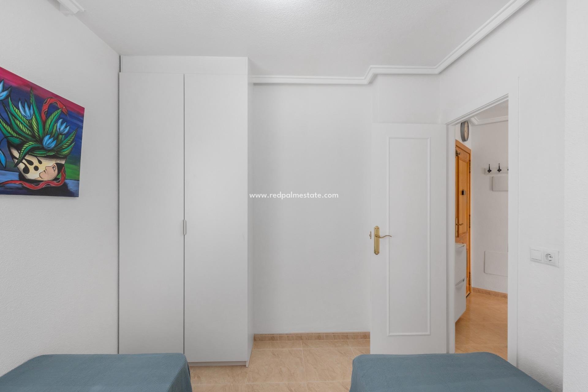 Resale - Apartments -
Torrevieja - Centro Torrevieja