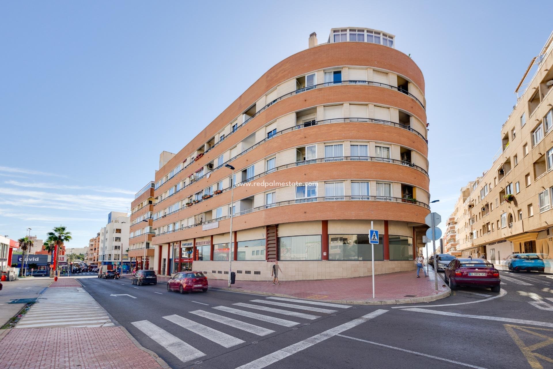 Resale - Apartments -
Torrevieja - Centro Torrevieja