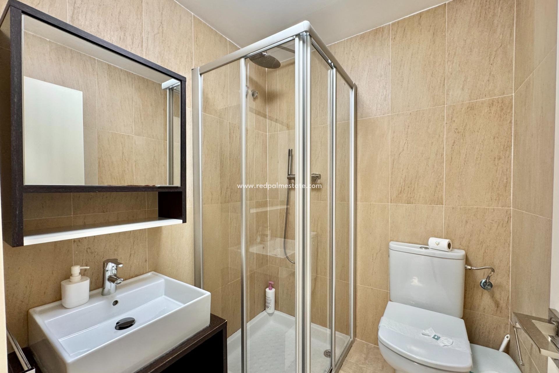 Resale - Apartments -
Torrevieja - Centro Torrevieja