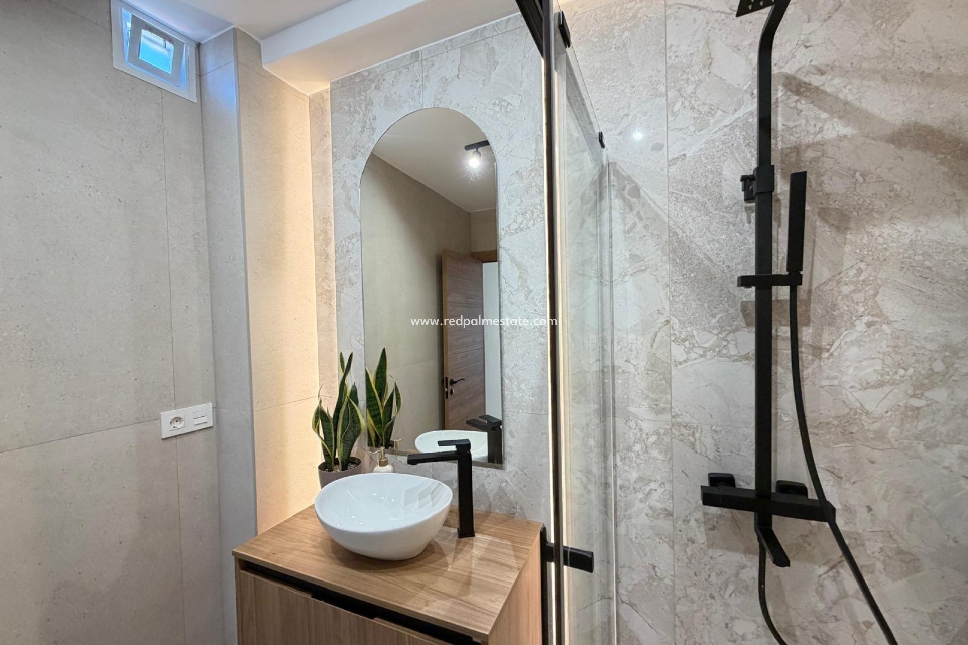 Resale - Apartments -
Torrevieja - Centro Torrevieja