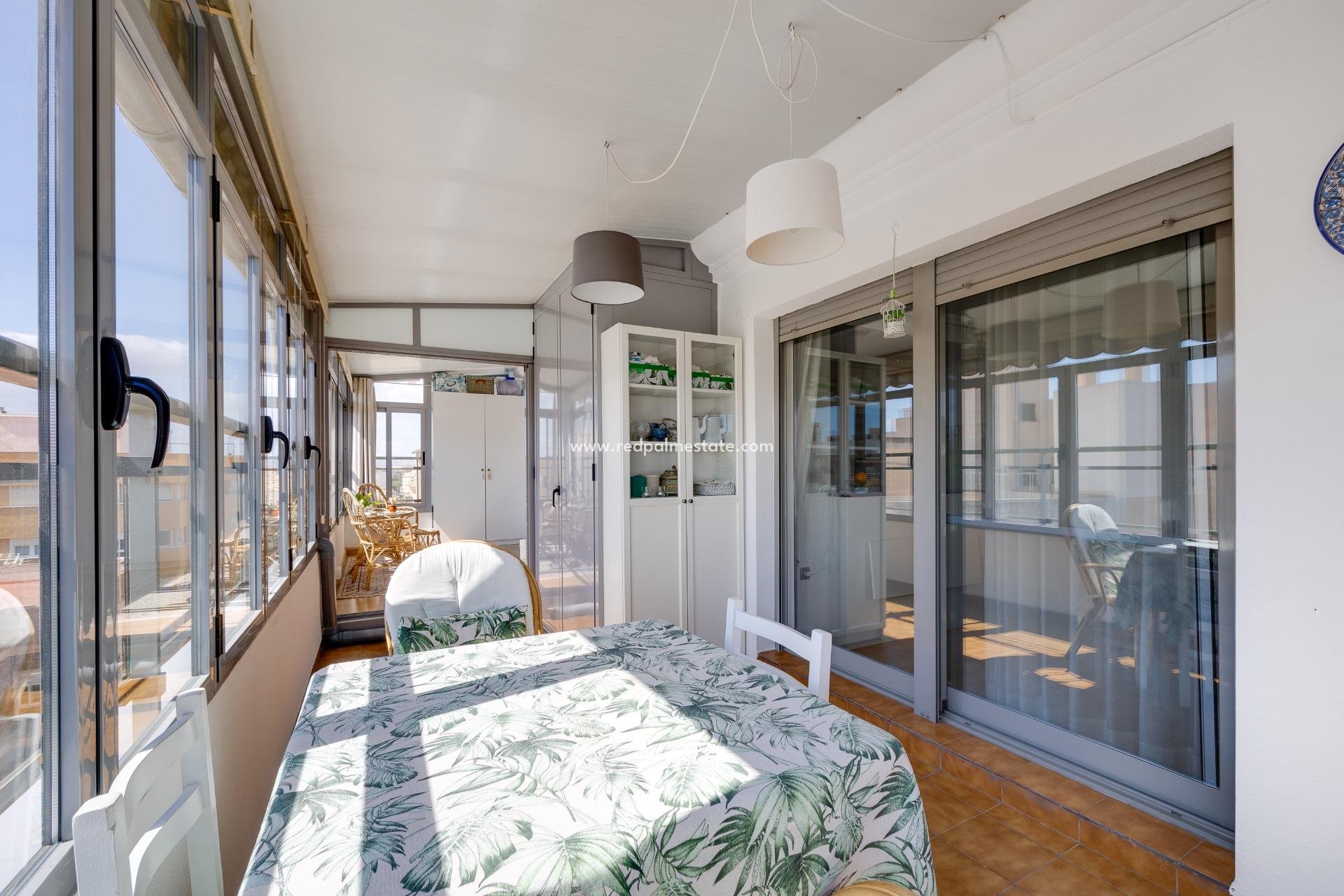 Resale - Apartments -
Torrevieja - Centro Torrevieja