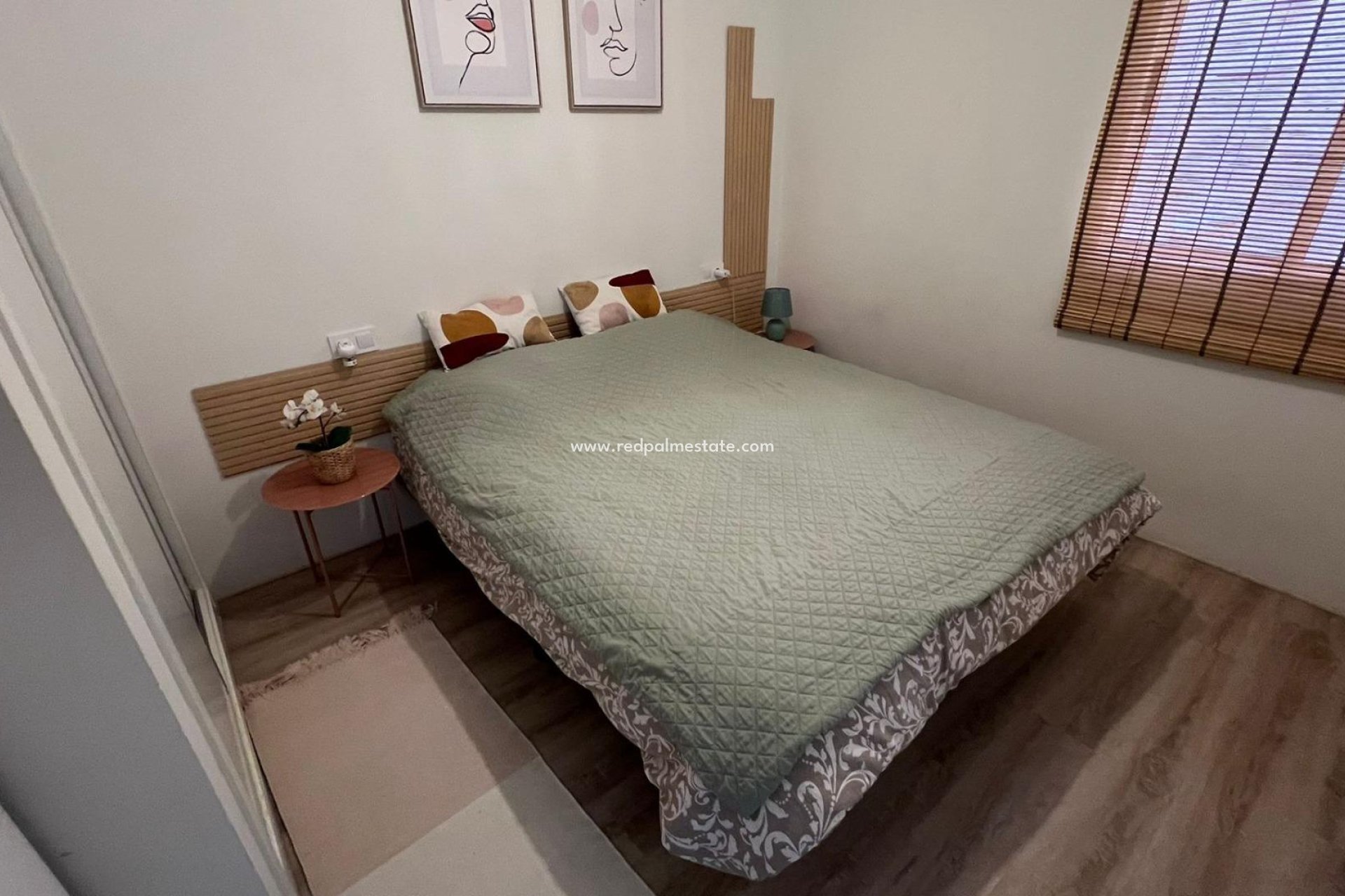 Resale - Apartments -
Torrevieja - Centro Torrevieja