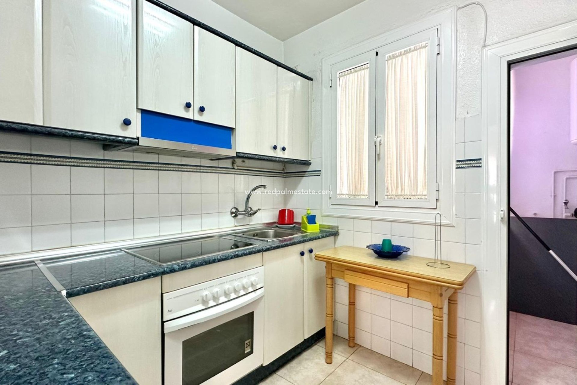 Resale - Apartments -
Torrevieja - Centro Torrevieja