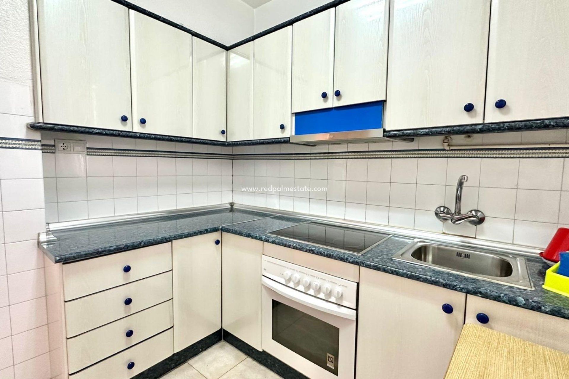 Resale - Apartments -
Torrevieja - Centro Torrevieja