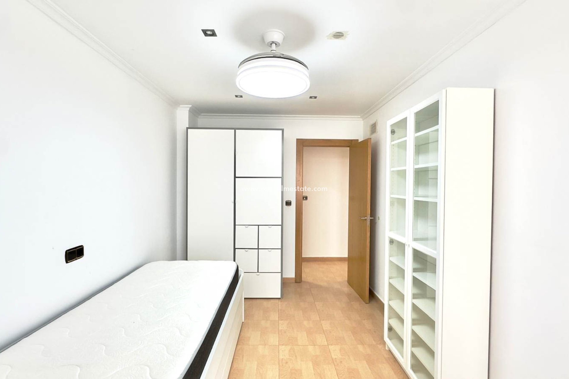 Resale - Apartments -
Torrevieja - Centro Torrevieja