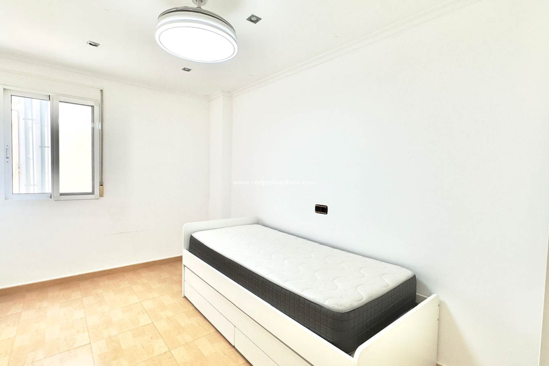 Resale - Apartments -
Torrevieja - Centro Torrevieja