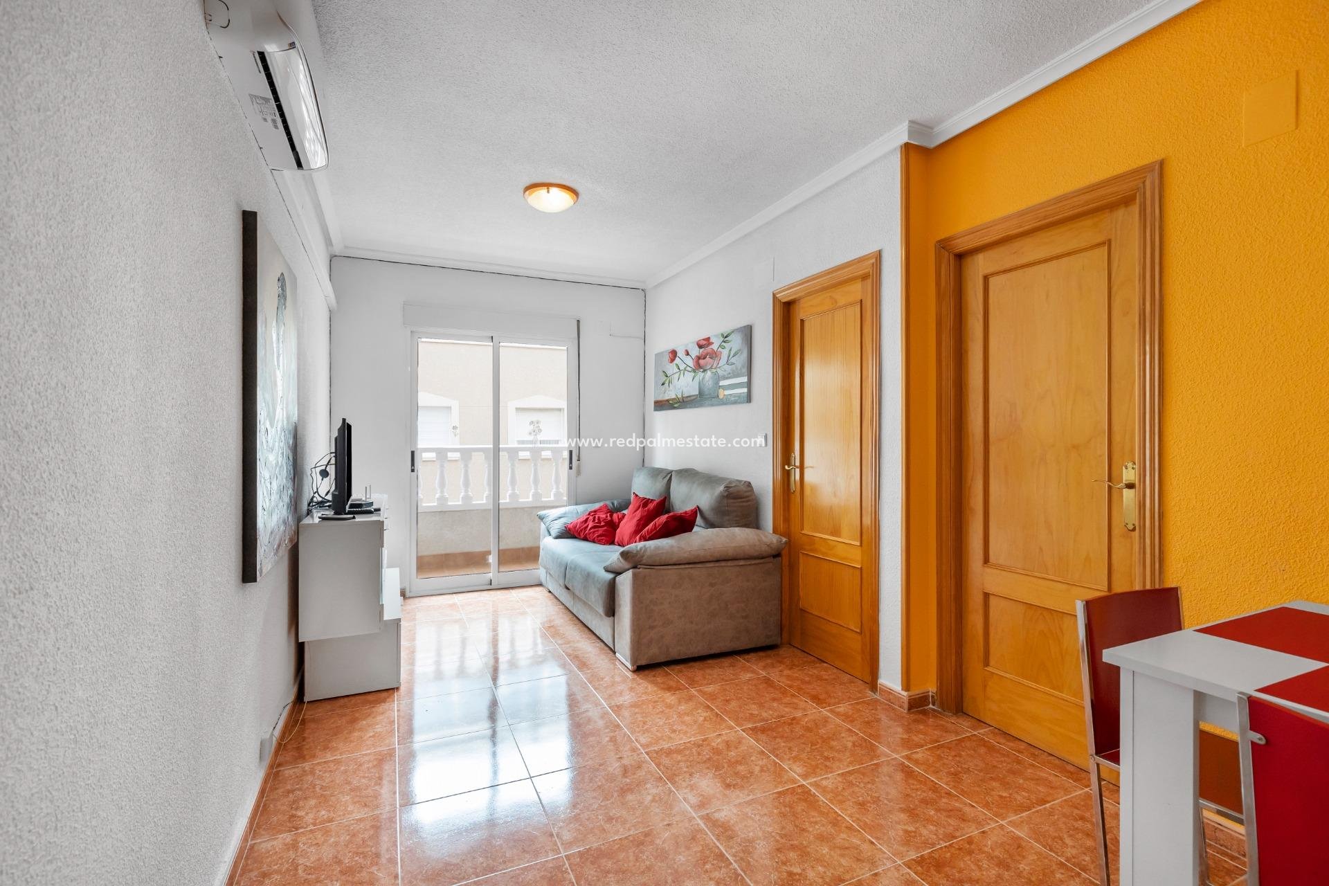 Resale - Apartments -
Torrevieja - Centro Torrevieja