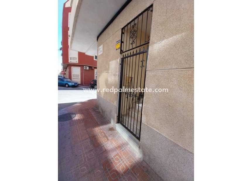 Resale - Apartments -
Torrevieja - Centro Torrevieja