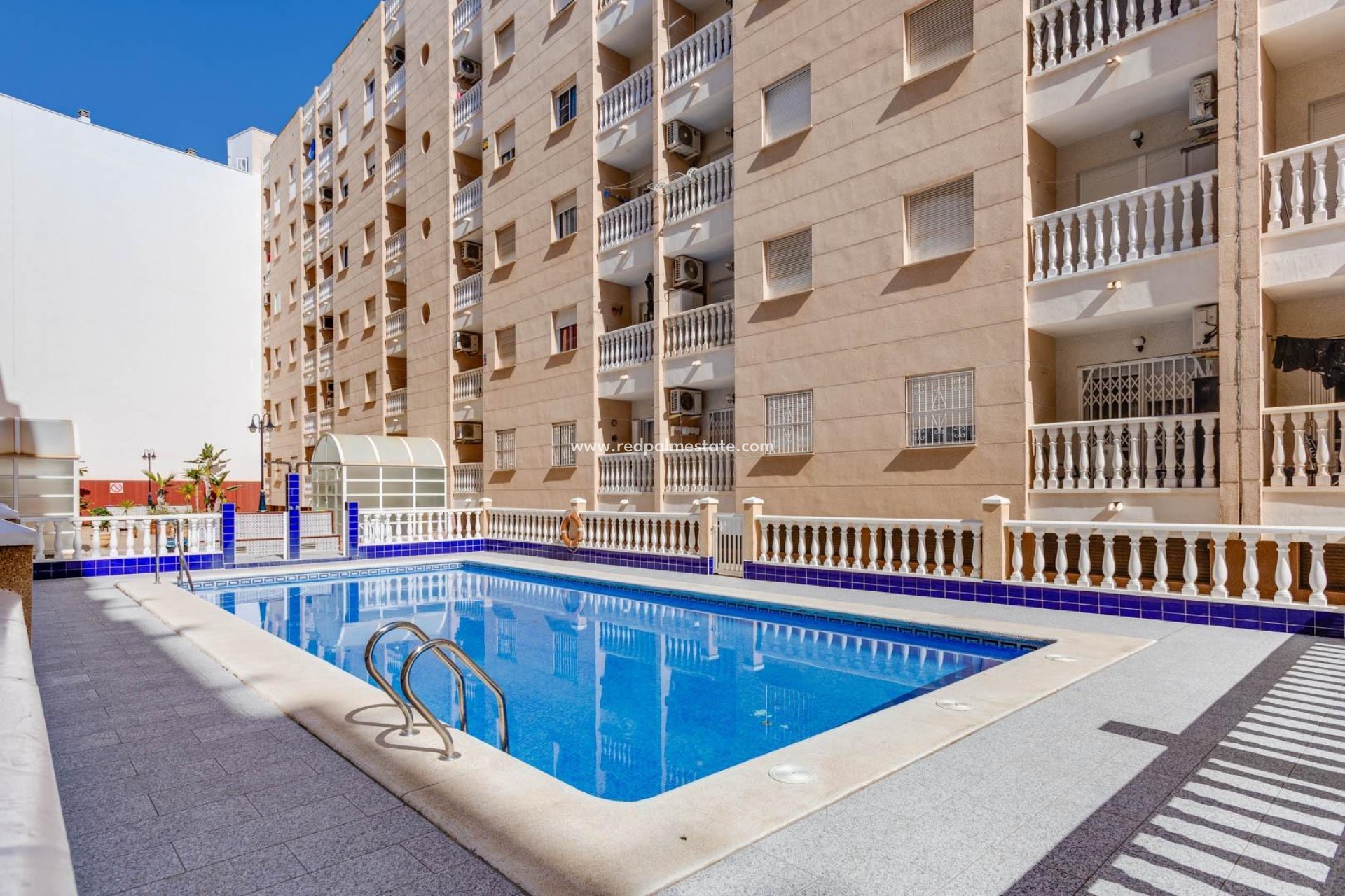 Resale - Apartments -
Torrevieja - Centro Torrevieja