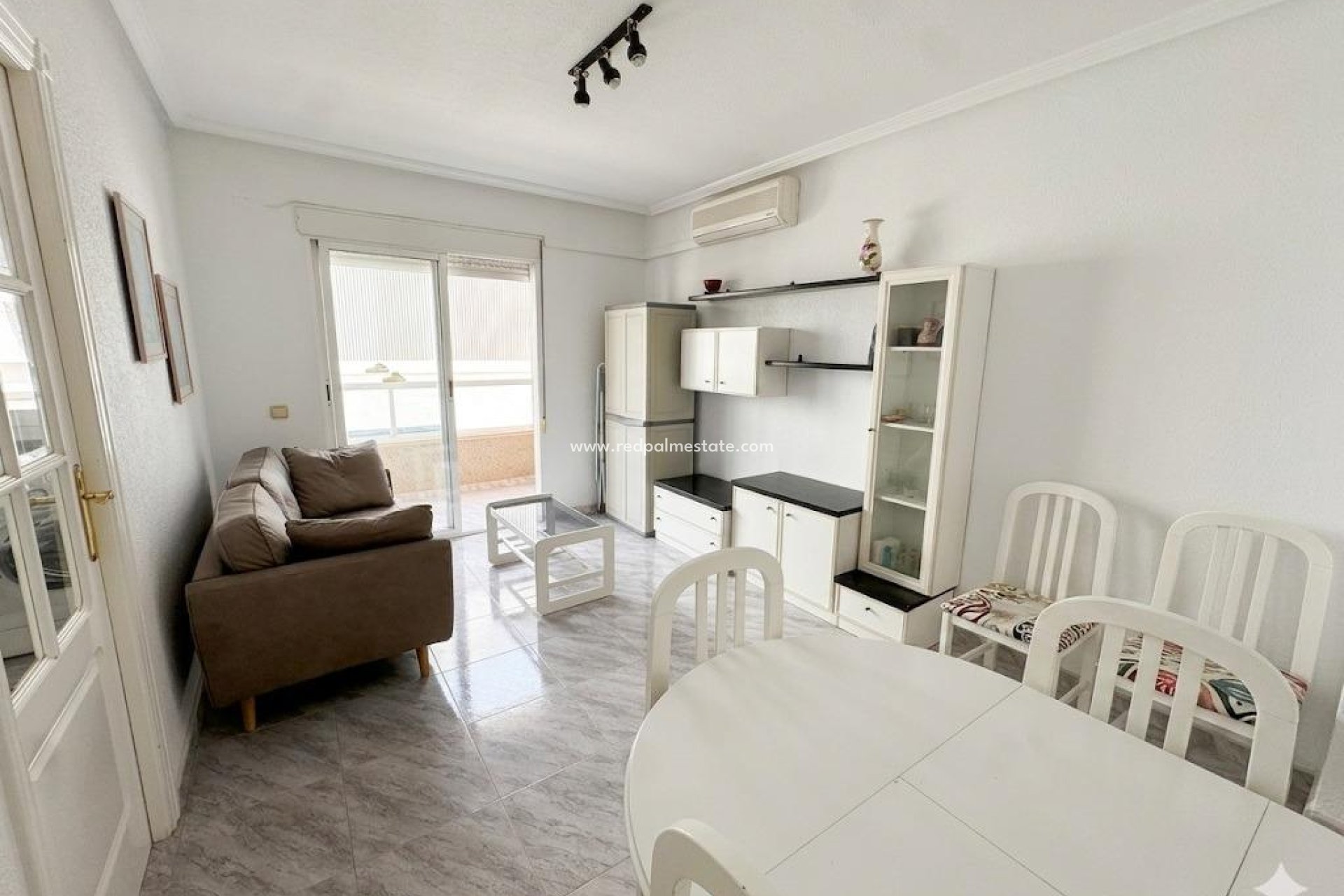 Resale - Apartments -
Torrevieja - Centro Torrevieja