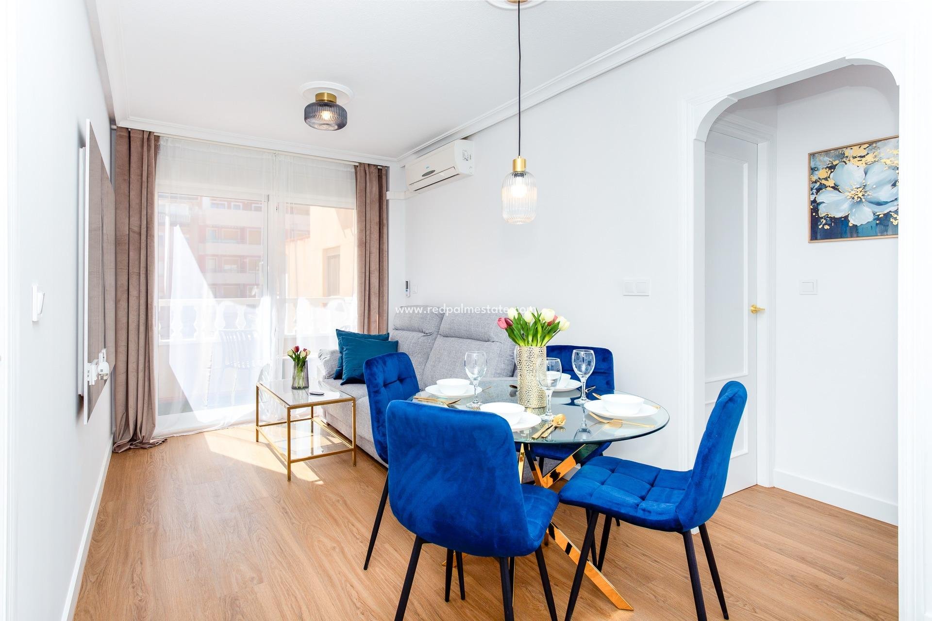 Resale - Apartments -
Torrevieja - Centro Torrevieja