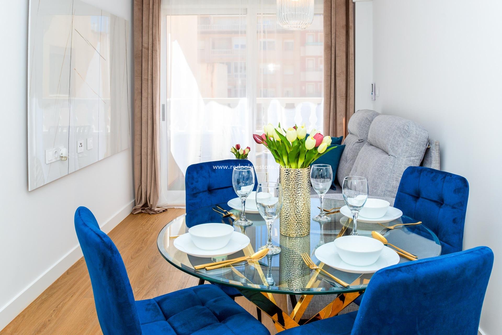 Resale - Apartments -
Torrevieja - Centro Torrevieja