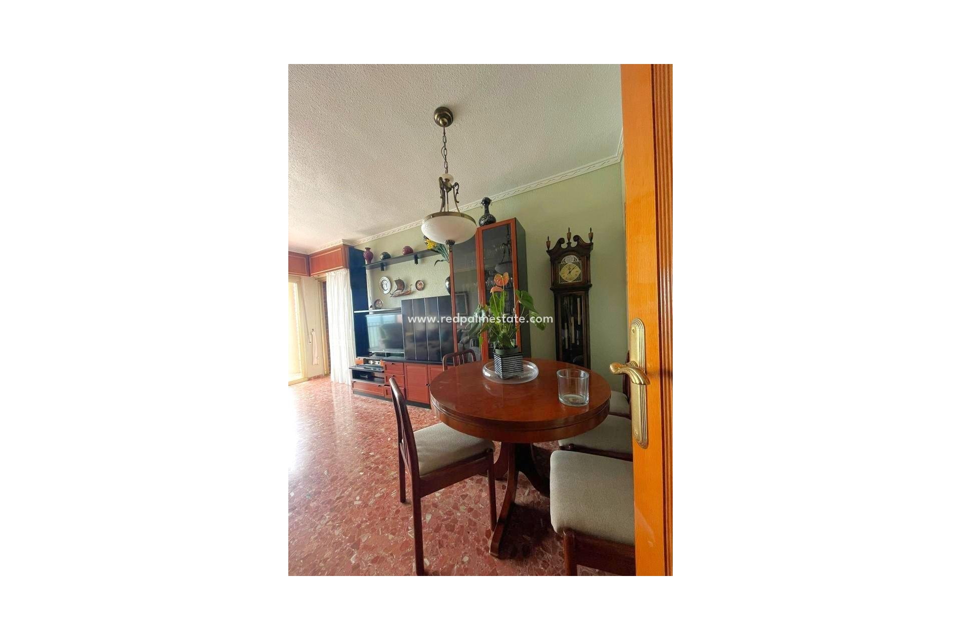 Resale - Apartments -
Torrevieja - Centro Torrevieja